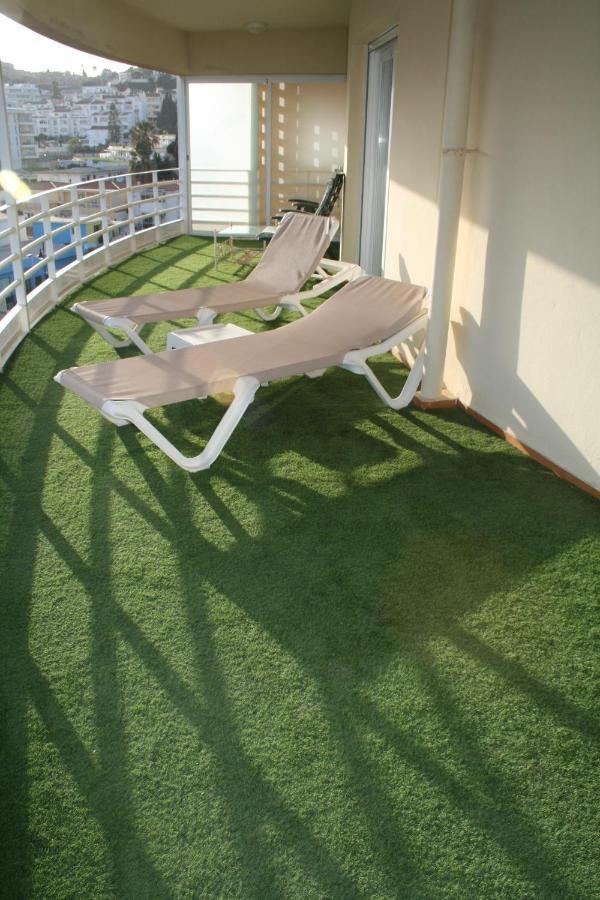 Apartamento En Primera Linea/Beachfront Apartment Fuengirola Kültér fotó